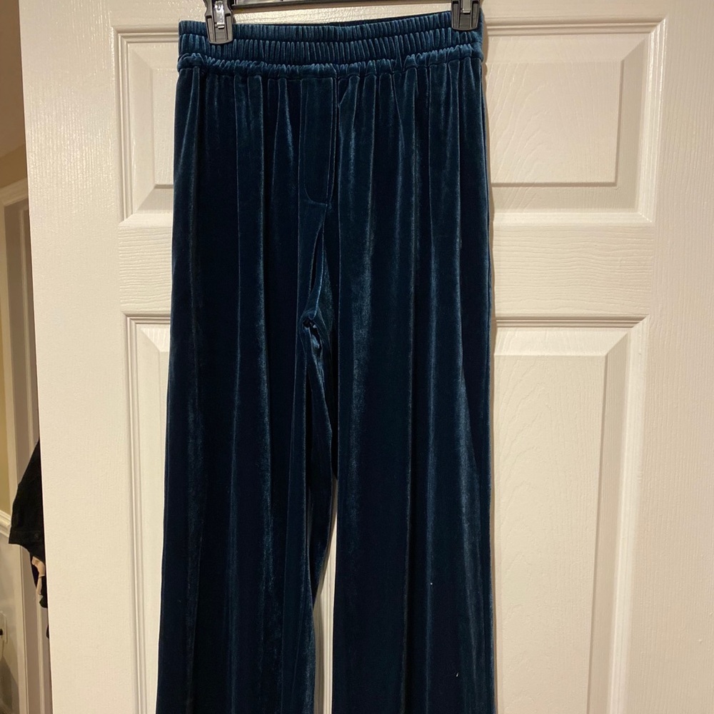 French Connection Velour Matching Set - Picture 7 of 9
